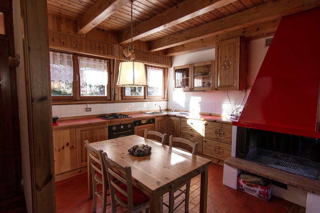 App Carolina Apartment Creazzo Ruang foto