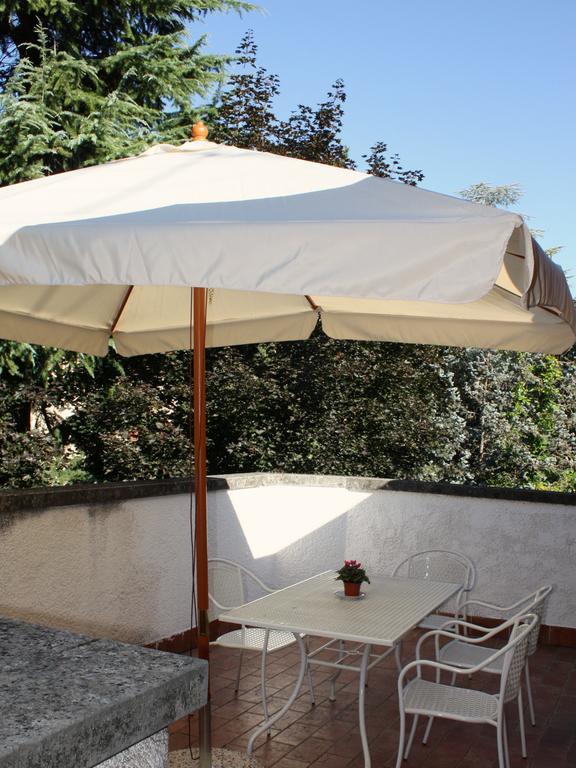 App Carolina Apartment Creazzo Ruang foto